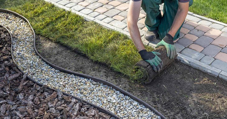 https://elite-team-llc.com/wp-content/uploads/2024/01/gardening-services.jpg
