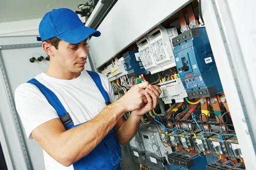 https://elite-team-llc.com/wp-content/uploads/2024/02/electrician-500x500-1.webp